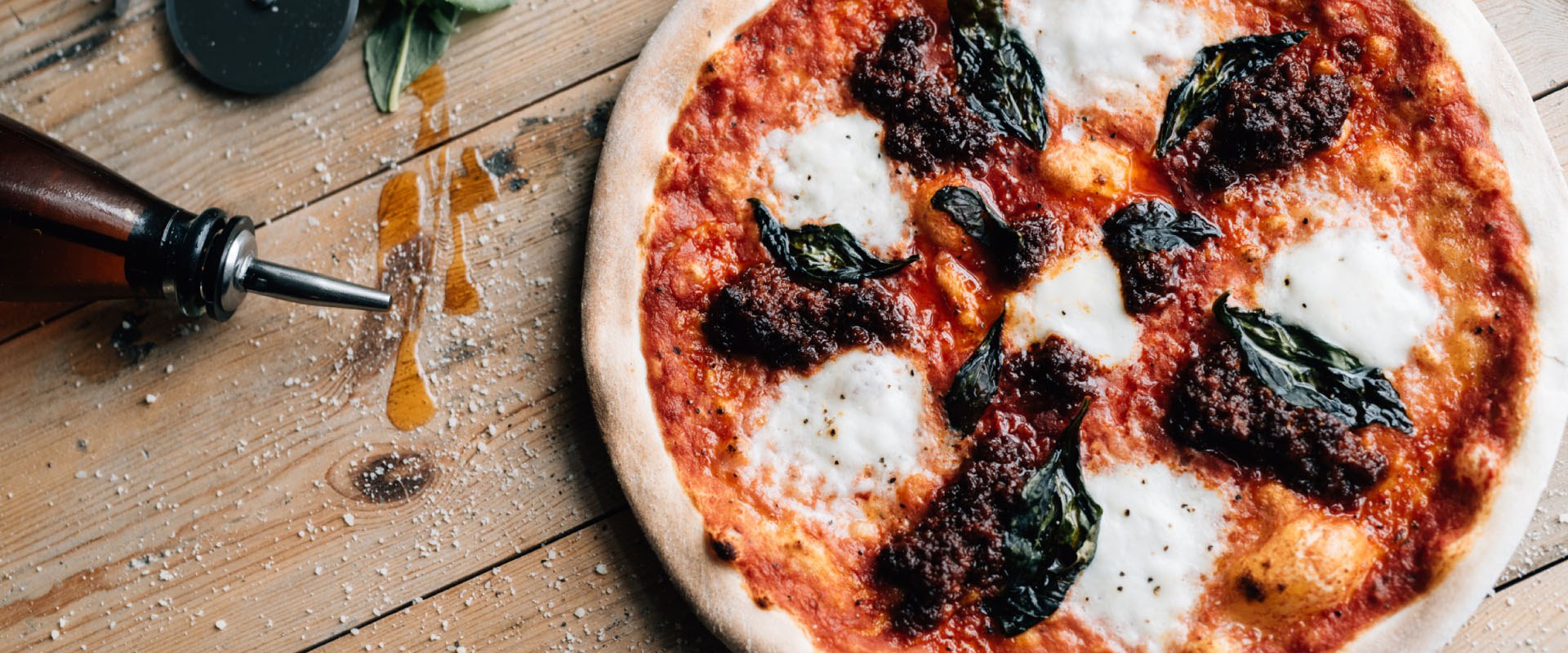 Menu pizza image 1920 x 800px